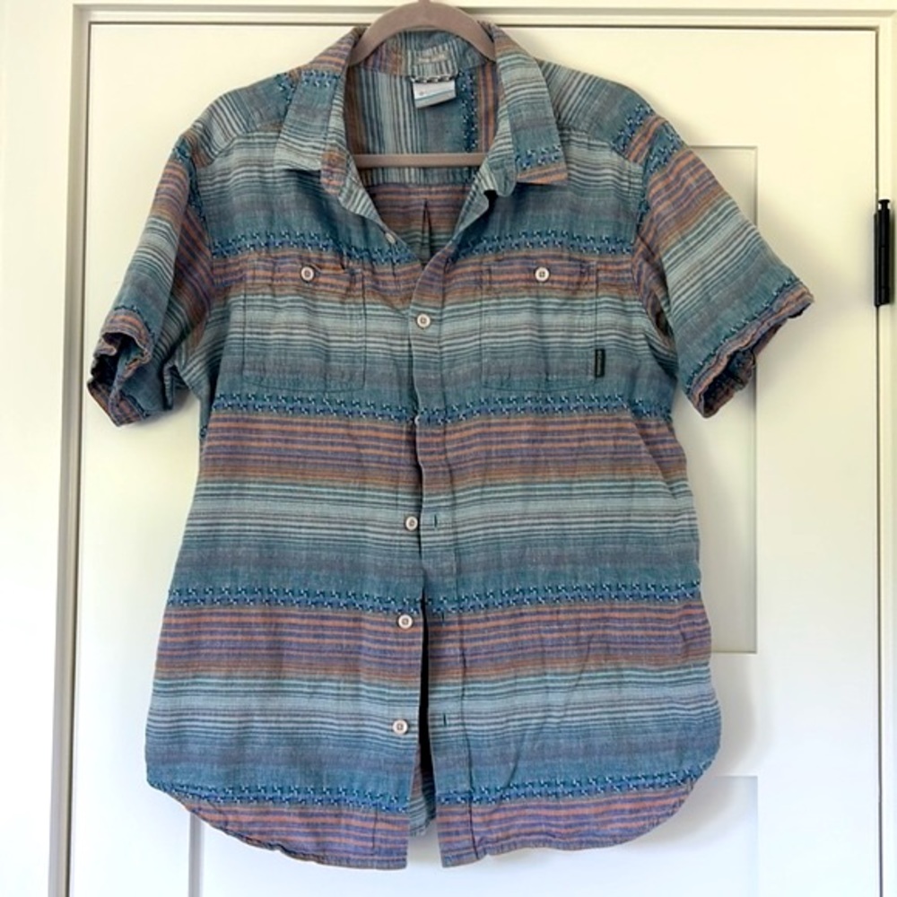 Columbia button down shirt men’s size large